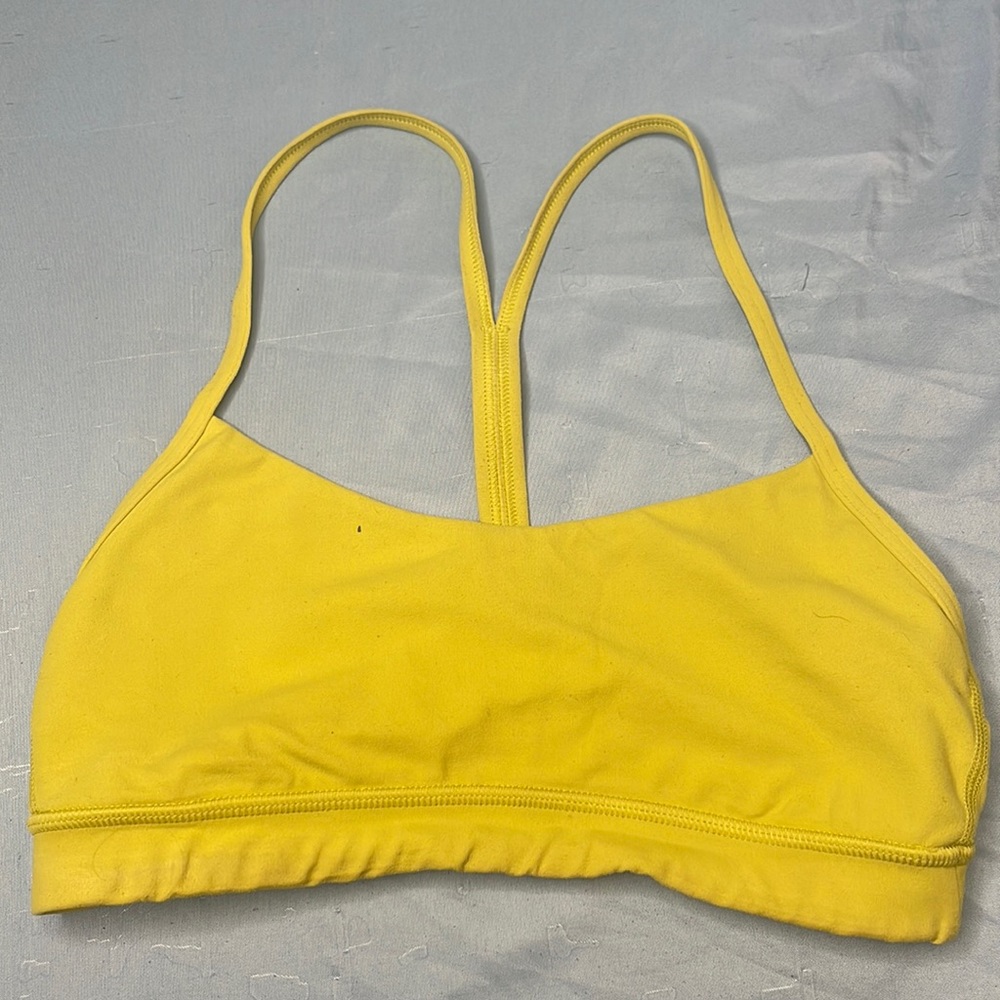 Lululemon power y sports bra in lime